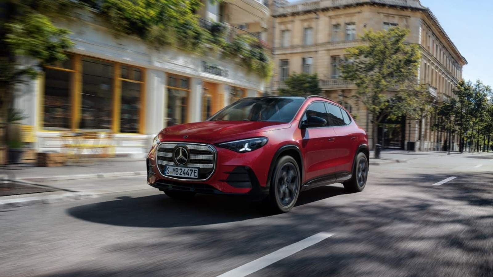 Mercedes GLA électrique : 657 km d’autonomie et recharge express pour le nouveau SUV aussi disponible en hybride