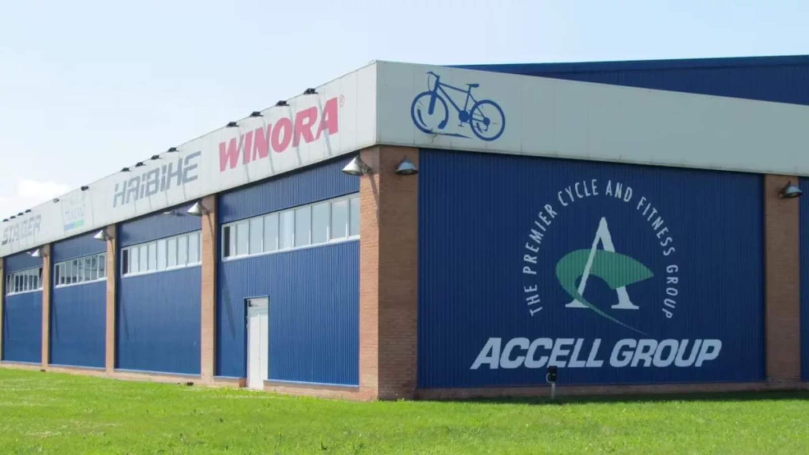 La faillite du n°1 du vélo en Europe, l'usine de 29 000 m² de Rebirth et la R5 électrique qui se met à jour — Frandroid