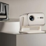 Ce picoprojecteur Full HD sous Google TV voit son prix passer sous la barre des 300 €