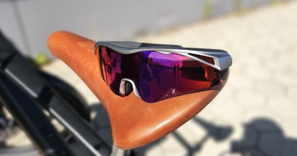 Les lunettes vélo connectées au système Bosch. // Source : M. Lauraux pour Frandroid