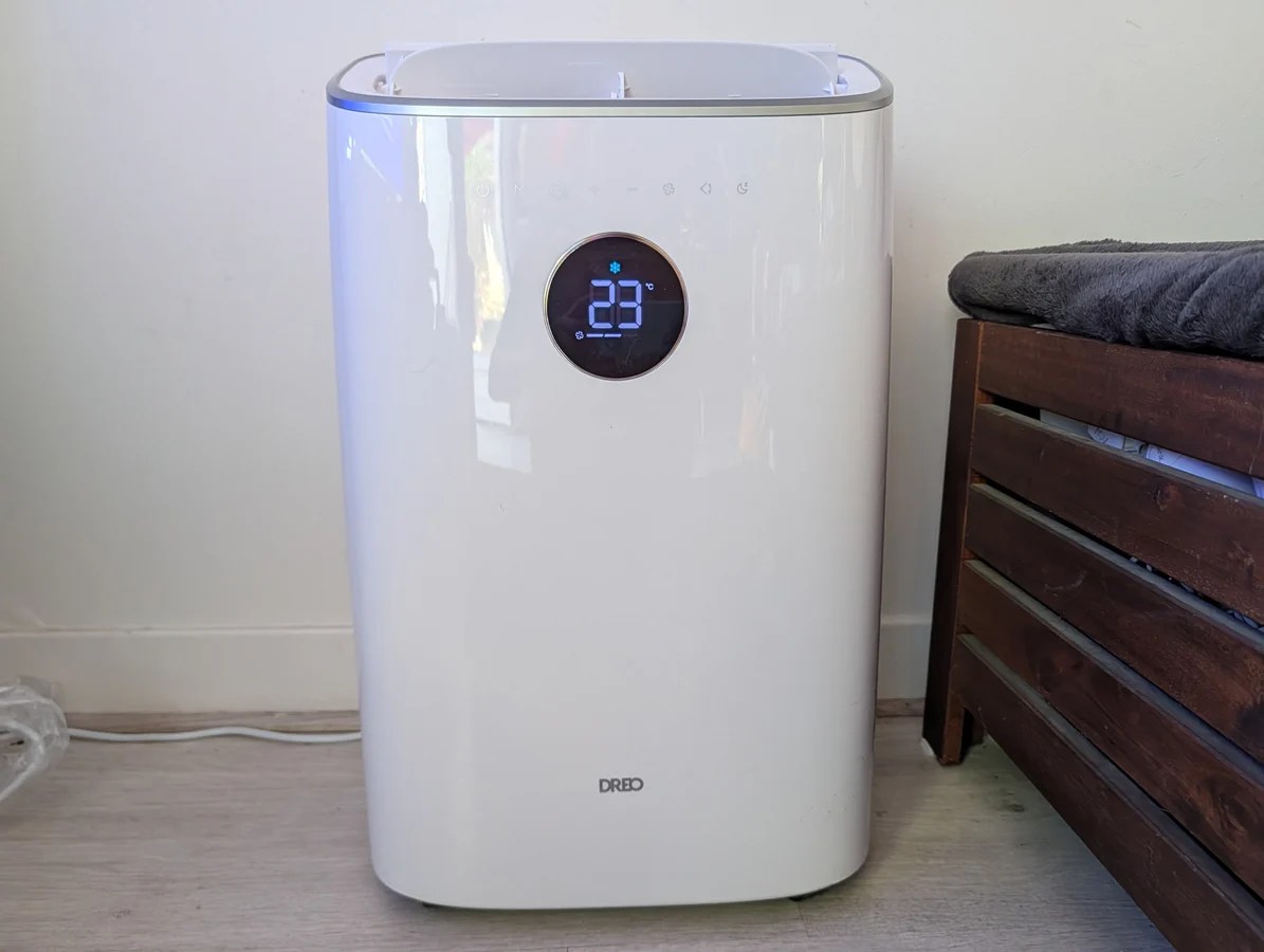 Dreo 318S : on a testé le climatiseur mobile compact qui promet le froid sans drainage