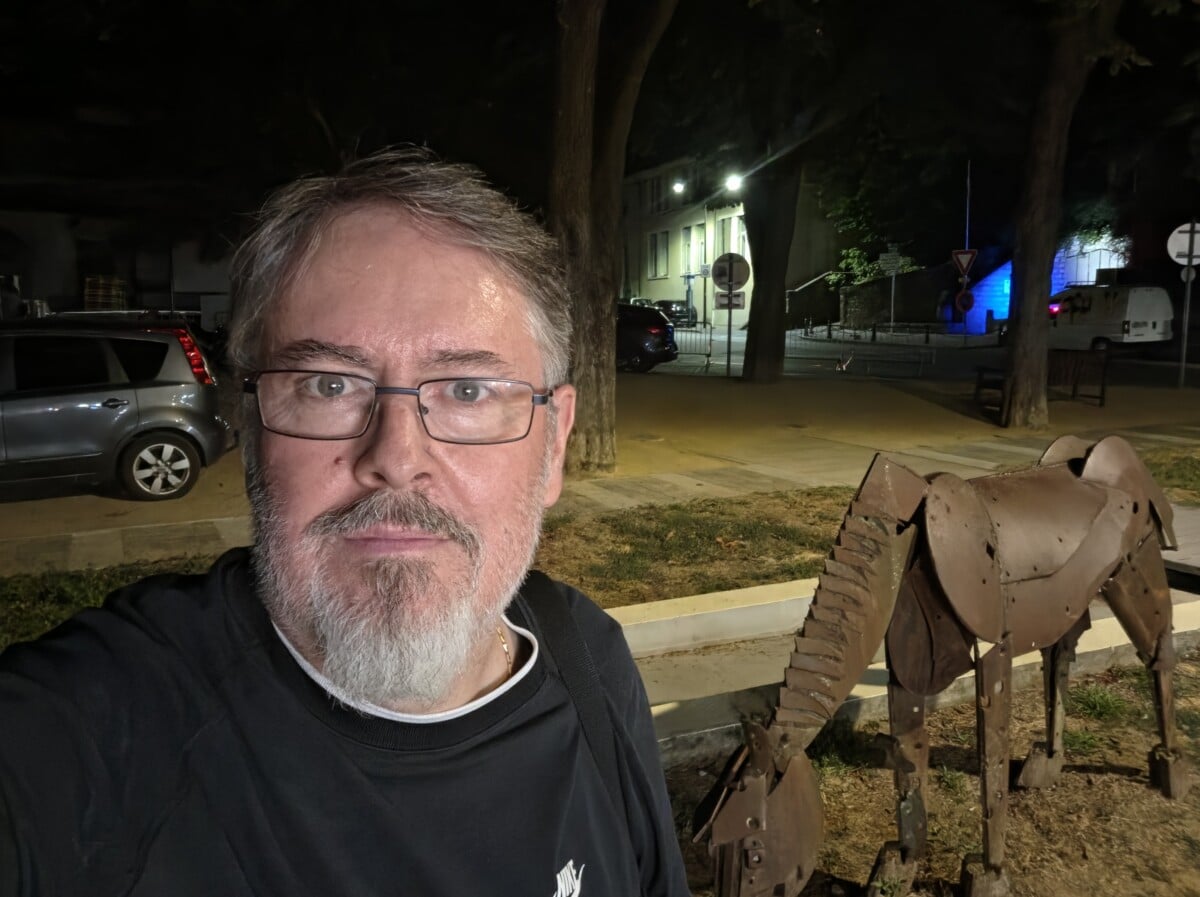Flip 8 – Selfie Nuit Flip 8 – Selfie Nuit