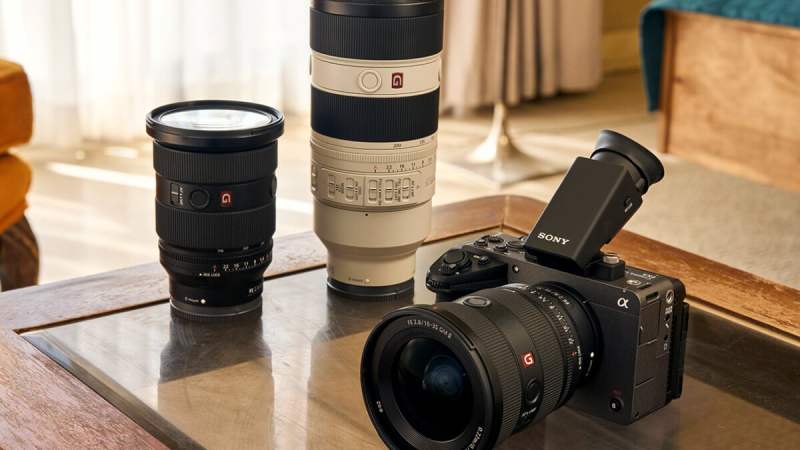 Sony dévoile sa FX5 : une petite caméra cinéma avec RAW interne et Open Gate