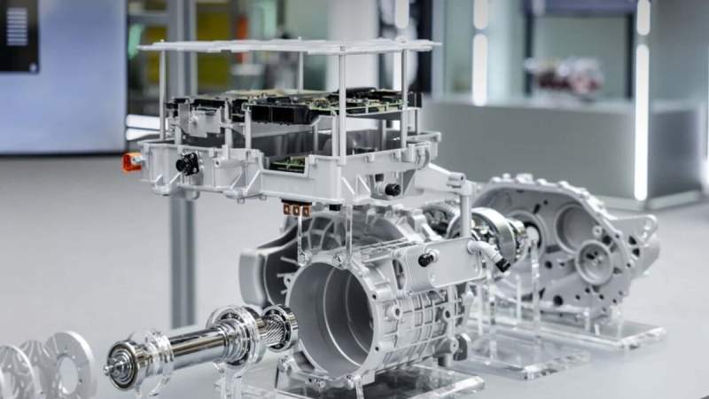 8,2 kWh/100 km et record Guinness : Geely lance un moteur électrique 16-en-1 ultra-sobre