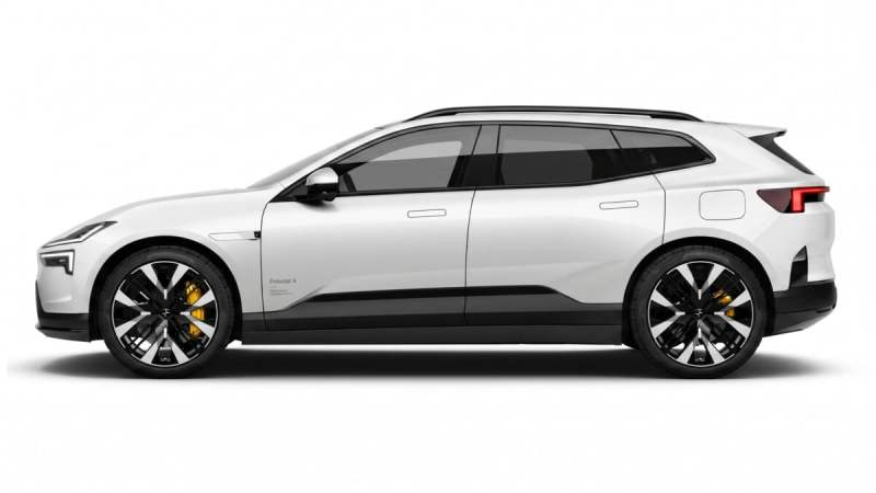 Polestar 4 SUV : la fameuse voiture électrique sans lunette arrière récupère… une lunette arrière