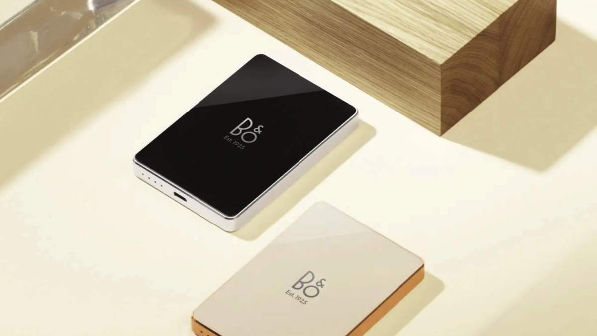 Une batterie externe en verre et métal : Bang & Olufsen dévoile son premier accessoire de charge