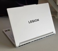 Le Legion 7a Gen 11 se décline désormais en version RTX 5070 12 Go sur certains marchés, mais au prix fort // Source : Notebookcheck Le Legion 7a Gen 11 se décline désormais en version RTX 5070 12 Go sur certains marchés, mais au prix fort // Source : Notebookcheck