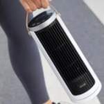 Ce petit ventilateur colonne sans fil se glisse partout et coûte moins de 50 € en promo