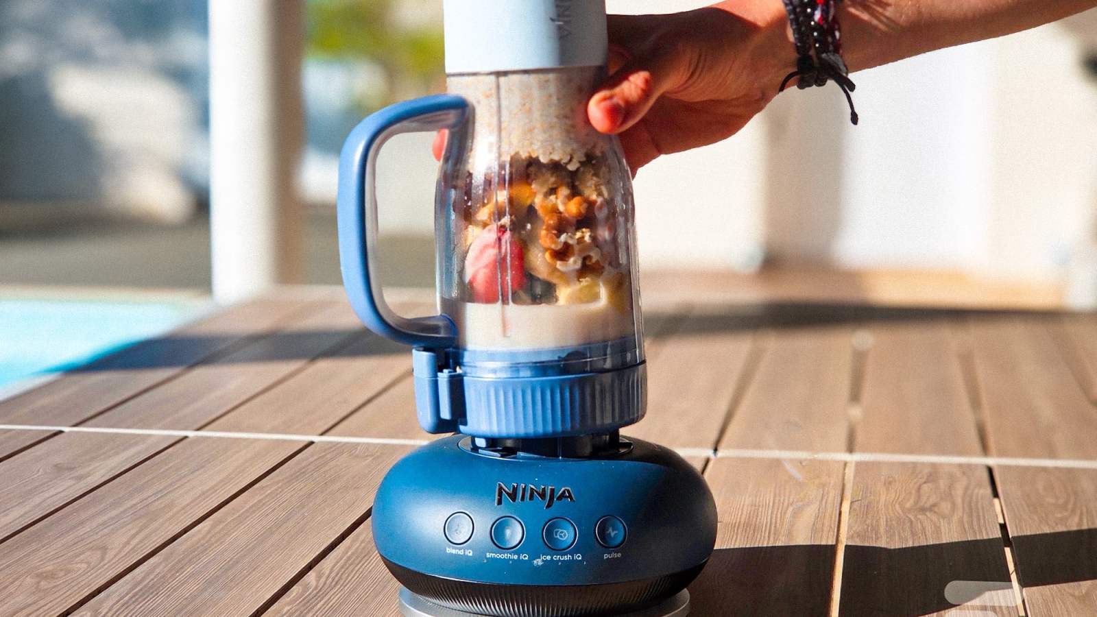 J’ai testé le Ninja BlendBoss : pourquoi ce petit blender a remplacé mon KitchenAid !