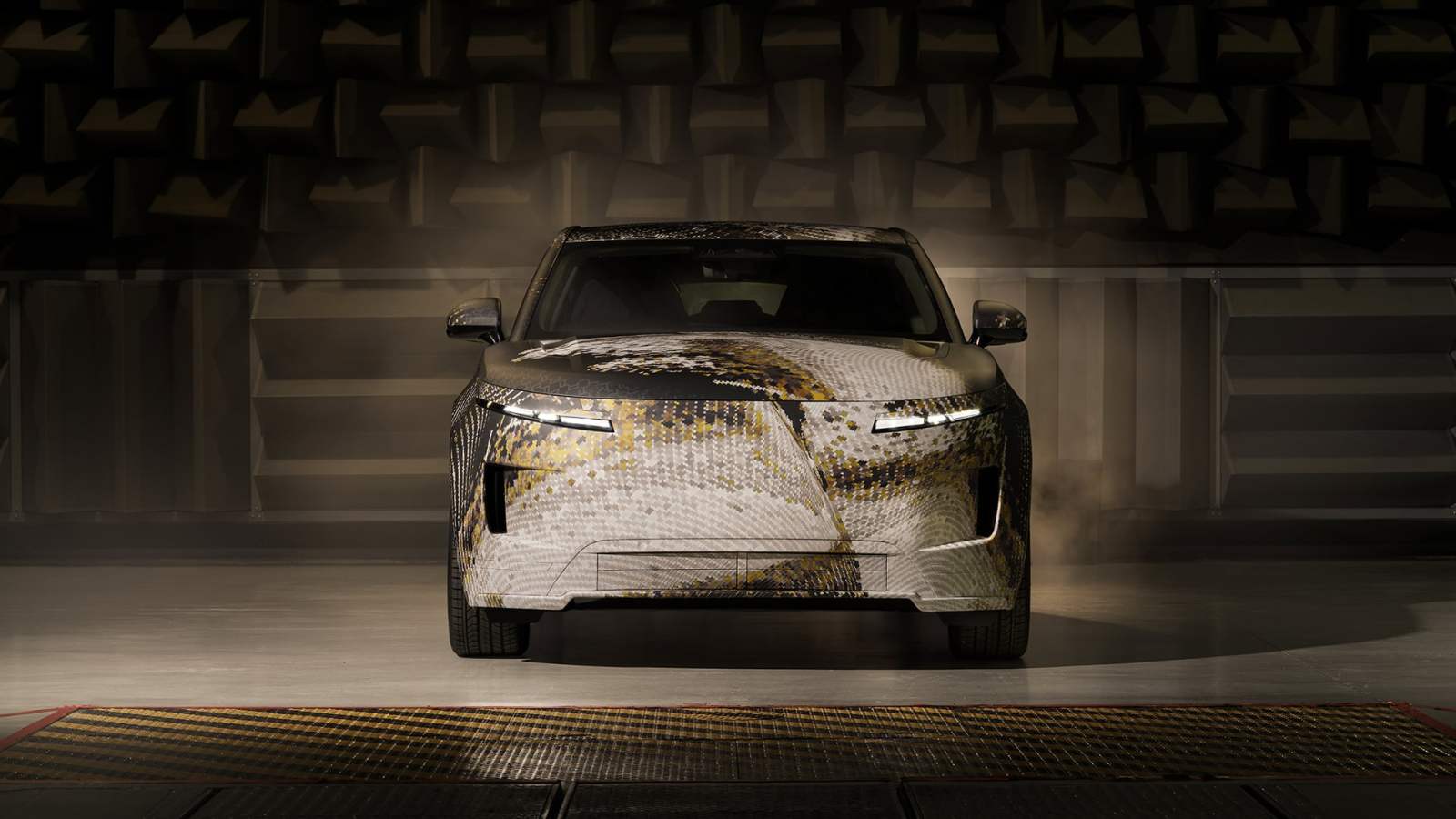 On est monté à bord du Range Rover GT, la surprise électrique de la marque