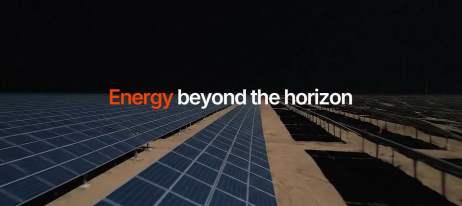 Des panneaux solaires captant l'énergie du soleil même la nuit. // Source : Reflect Orbital