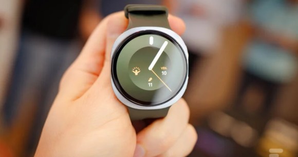 La Samsung Galaxy Watch 9 // Source : Geoffroy Husson - Frandroid La Samsung Galaxy Watch 9 // Source : Geoffroy Husson - Frandroid