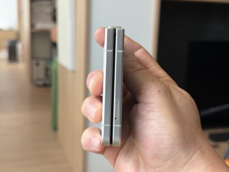 Samsung Galaxy Z Flip 8 11