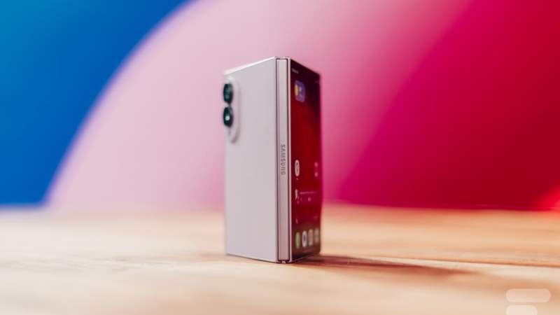 Le Galaxy Z Fold 8 explose tous les records chez Samsung et prend du retard à la livraison