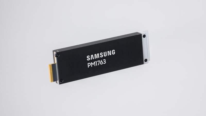 Samsung lance la production de son premier SSD PCIe 6.0 à 28 Go/s pour les serveurs IA