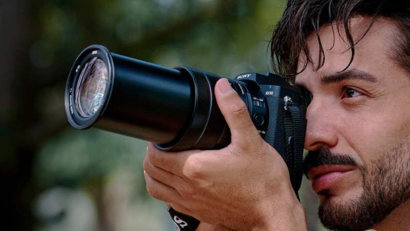 Sony RX10 V : le mythique bridge expert avec zoom x25 est de retour après 9 ans d’absence