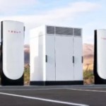 Tesla ouvre son premier Superchargeur en France capable de recharger une voiture en 10 minutes… mais pas les Tesla