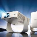 Ce mini vidéoprojecteur Full HD livré avec une toile passe de 199 à 79 € seulement