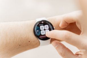 La Google Pixel Watch 5 // Source : Chloé Pertuis - Frandroid