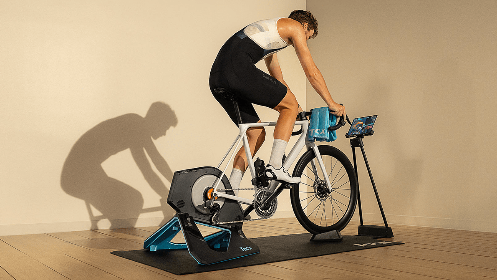 Home trainer : Garmin propose désormais une version Zwift et Rouvy de son Tacx Neo 2T