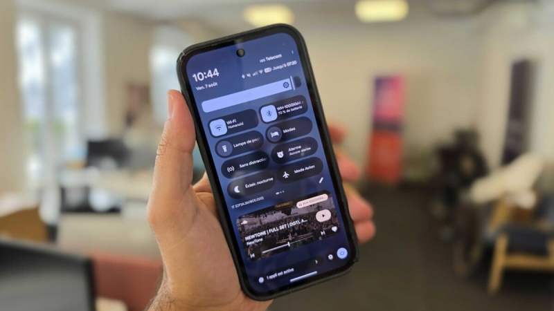 Android 17 : vous allez pouvoir réorganiser les paramètres rapides de votre Pixel