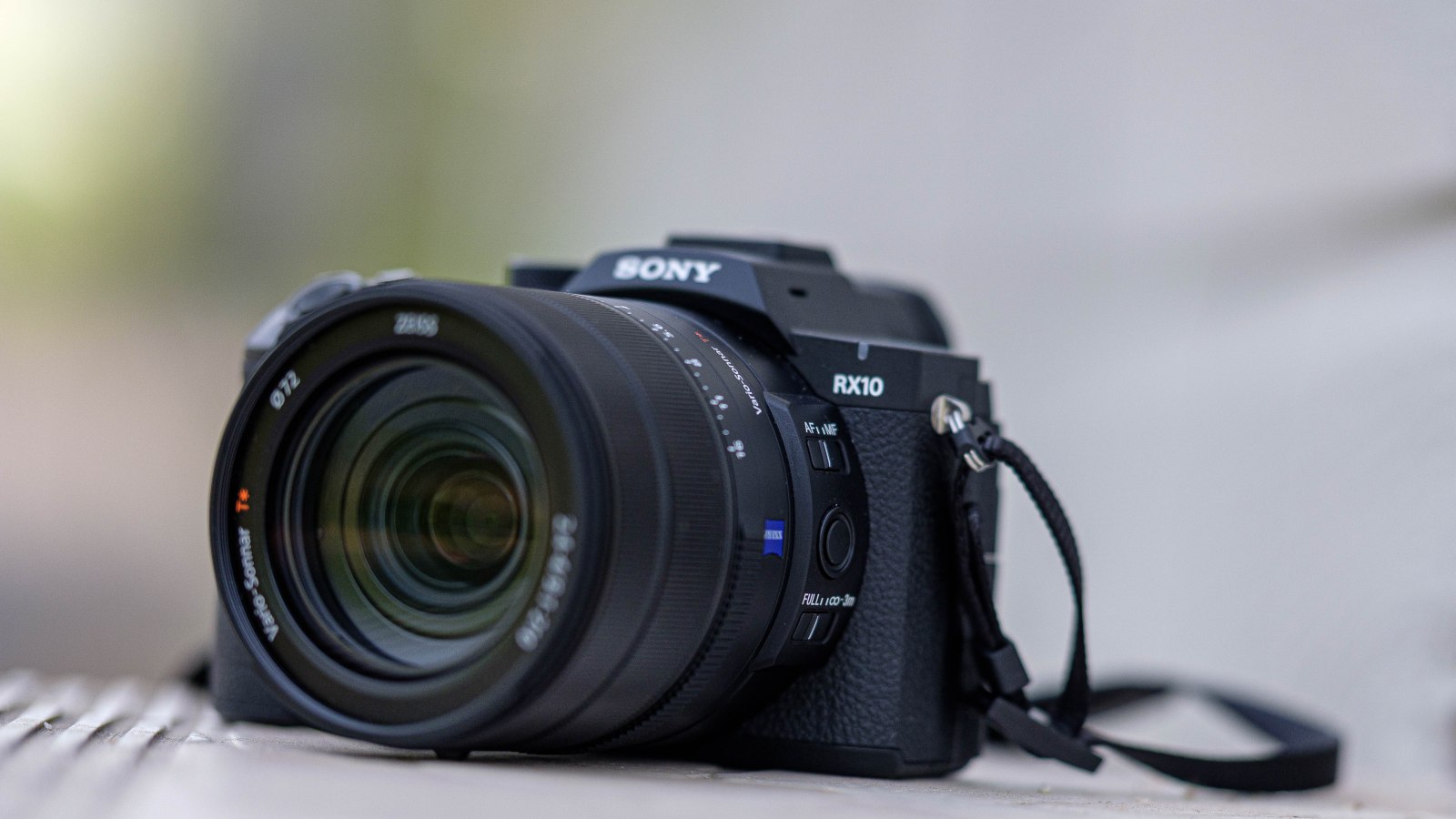 J’ai testé le Sony RX10 V, un bridge lumineux et très polyvalent à condition d’y mettre le prix