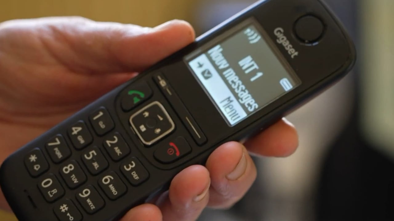 Faux contrat téléphonique mairies