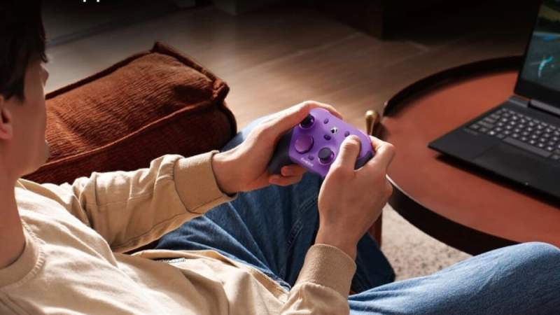Cette manette Xbox alternative avec ses accessoires premium peut faire oublier l’Elite Series 2 à ce prix