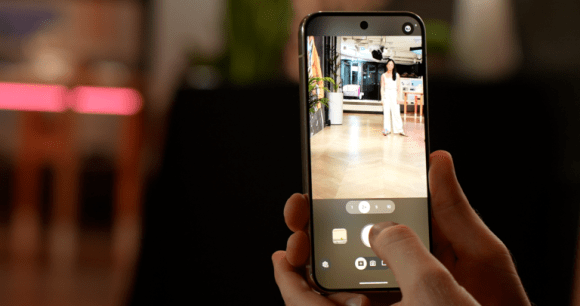 La fonction Magic Capture (Capture magique) des Google Pixel 11. // Source : Robin Wycke - Frandroid La fonction Magic Capture (Capture magique) des Google Pixel 11. // Source : Robin Wycke - Frandroid