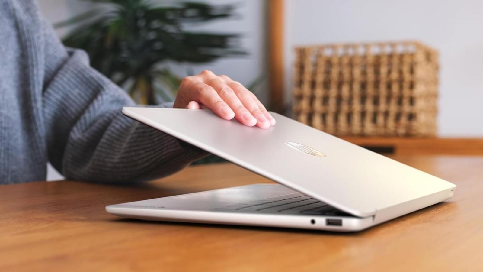 Ce laptop HP avec 16 Go de RAM et un Ryzen 5 coûte moins de 600 €, et ça devient rare en pleine crise de la mémoire