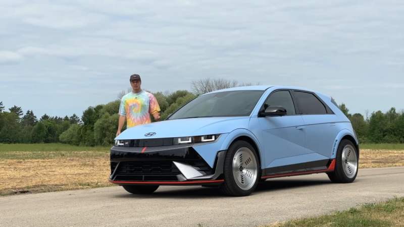 Rien qu’en changeant de pneus, cette Hyundai Ioniq 5 N électrique gagne 12 % d’autonomie sur autoroute