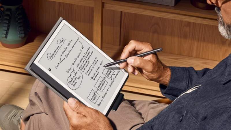 La Kindle Scribe, liseuse et carnet de notes tout-en-un, perd 140 € sur Amazon