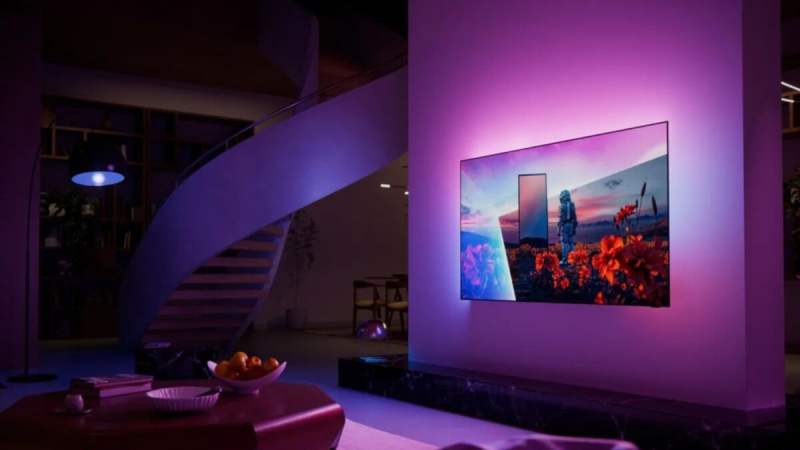 Ce nouveau TV OLED Philips avec Ambilight et Dolby Vision 2 Max perd déjà plus de 300 €