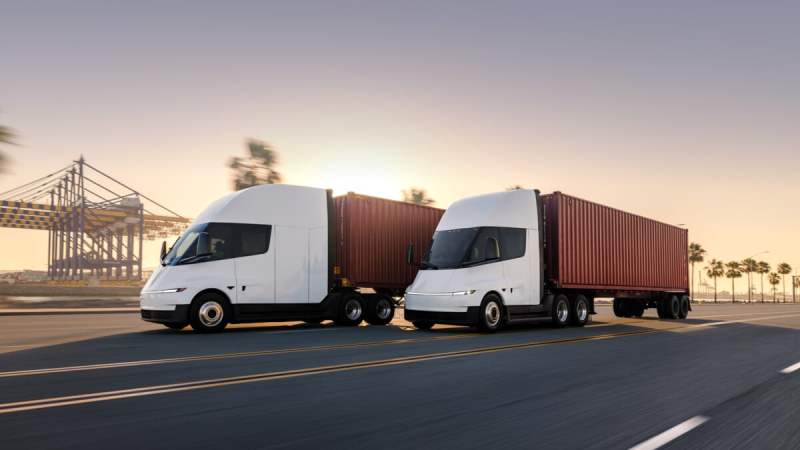 Tesla Semi : le camion électrique américain arrive enfin en Europe, mais des inconnues subsistent