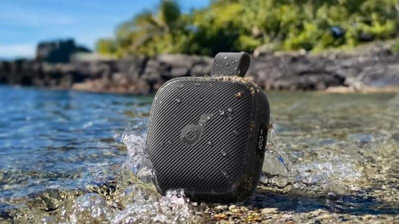 La nouvelle enceinte Bluetooth d’Anker qui fait aussi office de batterie externe est à prix réduit
