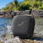 La nouvelle enceinte Bluetooth d&rsquo;Anker qui fait aussi office de batterie externe est à prix réduit