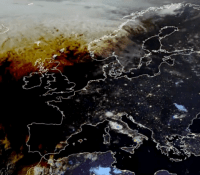 L'ombre laissée par l'éclipse du 12 août sur l'Europe vue depuis les satellites // Source : Capture d'écran Frandroid (EUMETSAT) L'ombre laissée par l'éclipse du 12 août sur l'Europe vue depuis les satellites // Source : Capture d'écran Frandroid (EUMETSAT)