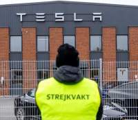 tesla-ifmetall-greve (1)