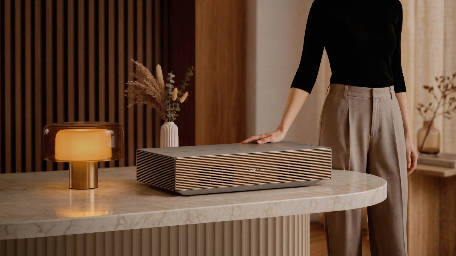Aura 3 Max : le nouveau fleuron ultra courte focale de Xgimi se dévoile entièrement avant son arrivée en Europe
