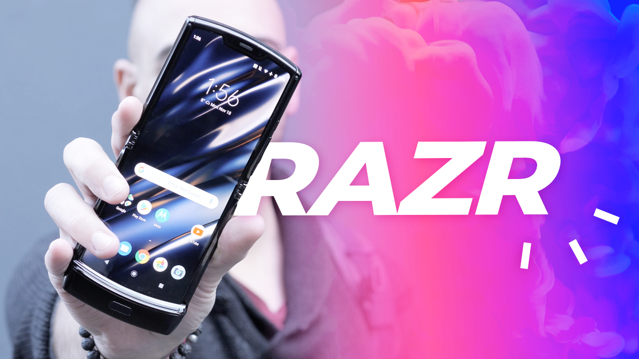 Motorola RAZR 2019 : le VRAI smartphone pliable ! (prise en main)