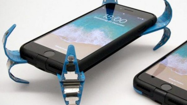 Cette coque TENTACULAIRE sauvera VOTRE smartphone !