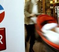 SFR s’aligne sur Free pour les appels illimités vers les mobiles, Bouygues Telecom y songe