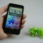 Découvrez le HTC Evo 3D en photos