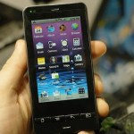 CES 2012 : Polaroid SC 1640, un smartphone sous Android avec appareil photo 16 mégapixels