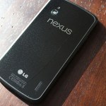 Nexus 4 : Un défaut de fabrication qui explique la fragilité du dos en verre ?