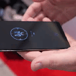 Nous avons essayé le premier smartphone avec lecteur d’empreintes sous l’écran au CES 2018