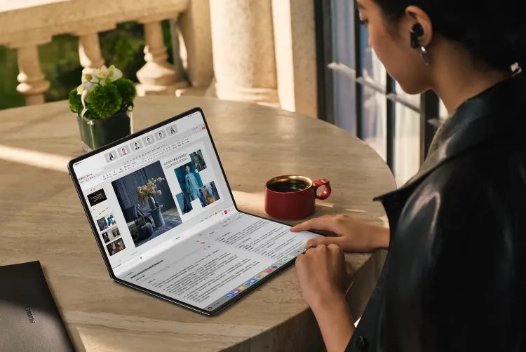 MateBook Fold : ultrafin, sans Windows, sans compromis, le PC tout tactile de Huawei impressionne MateBook Fold : ultrafin, sans Windows, sans compromis, le PC tout tactile de Huawei impressionne