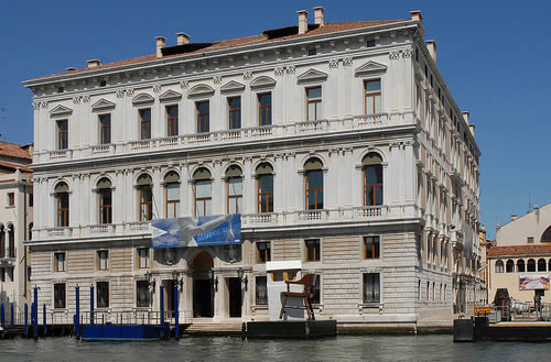 palazzo-grassi-venise