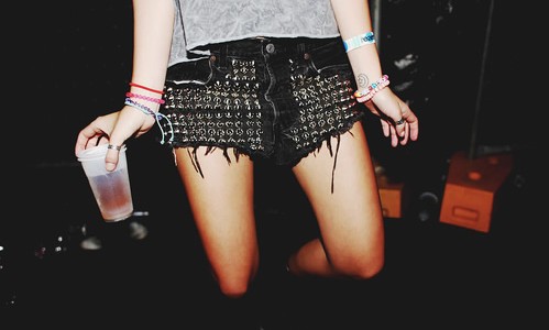 short rivets via letsdieyoung.tumblr.com
