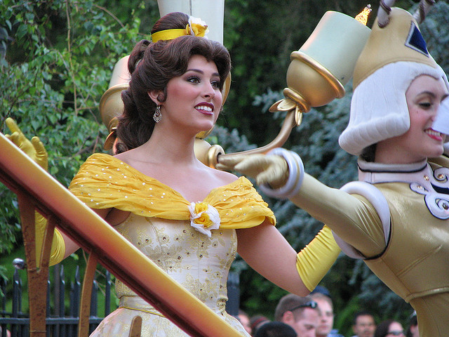 belle disneyland